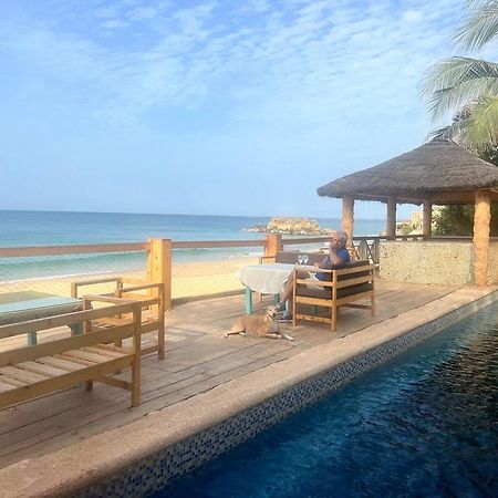 B&B Pieds Dans L'Eau Popenguine Extérieur photo